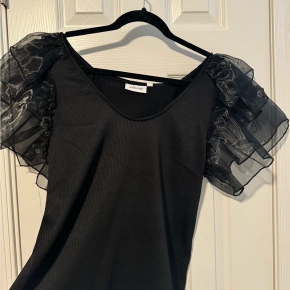 NWT Willow root blouse from buckle detailed ruffle sleeve - Picture 4 of 4